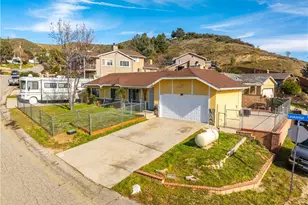 43230 Lookabout Rd, Lake Hughes, CA 93532 - Photo 2