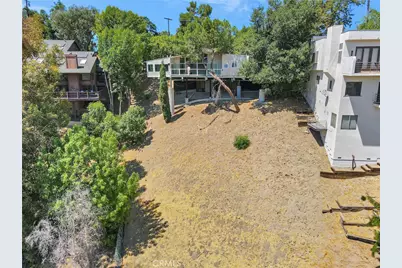 5102 Medina Road, Woodland Hills, CA 91364 - Photo 30