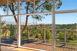 5102 Medina Rd, Woodland Hills, CA 91364 - Photo 4