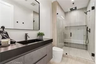 8006 Lloyd Ave, North Hollywood, CA 91605 - Photo 36