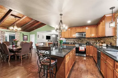 413 W 223rd Street, Carson, CA 90745 - Photo 2