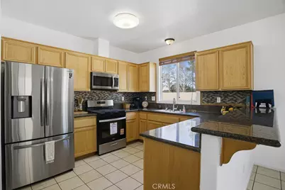 751 Pino Avenue, Lancaster, CA 93535 - Photo 10