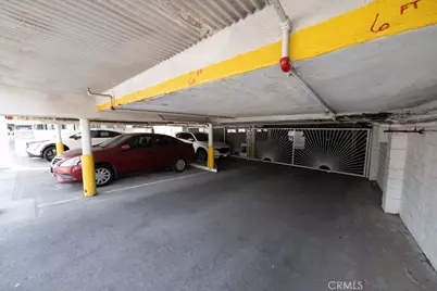 240 S Doheny Drive, Beverly Hills, CA 90211 - Photo 12