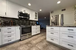 10141 Valley Circle Blvd, Chatsworth, CA 91311 - Photo 12