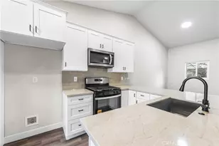 2611 Cold Creek, Rosamond, CA 93560 - Photo 22