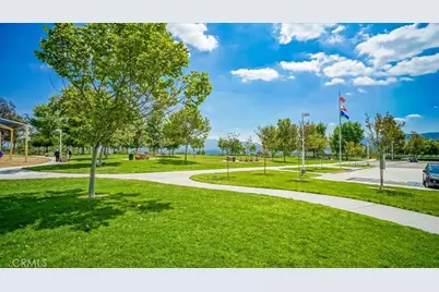 25559 Longfellow Place, Stevenson Ranch, CA 91381 - Photo 30