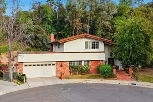 19122 Weston, Tarzana, CA 91356 - Photo 2