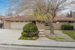 42815 16th Pl, Lancaster, CA 93534 - Photo 2