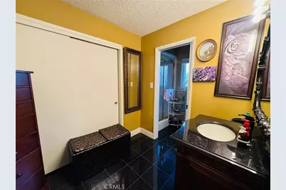 2415 Bladen, Bakersfield, CA 93309 - Photo 18