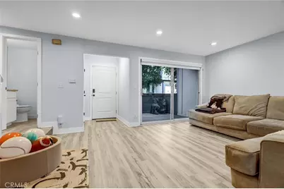 18550 Hatteras #44, Tarzana, CA 91356 - Photo 4