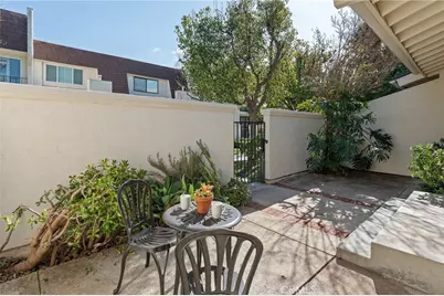 6227 1/2 Randi, Woodland Hills, CA 91367 - Photo 26