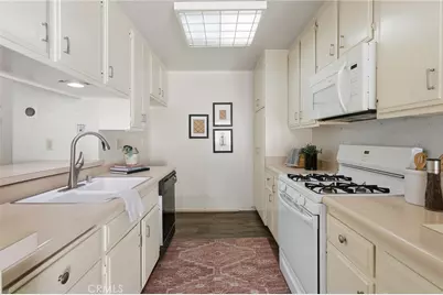 6227 1/2 Randi, Woodland Hills, CA 91367 - Photo 10