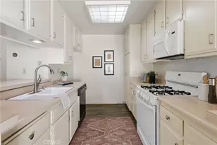 6227 1/2 Randi, Woodland Hills, CA 91367 - Photo 10