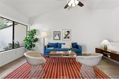 6227 1/2 Randi, Woodland Hills, CA 91367 - Photo 2