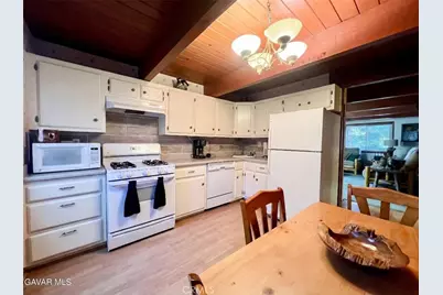1027 Pine Mountain, Big Bear City, CA 92314 - Photo 14