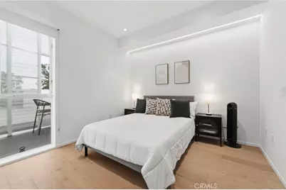 1030 N Kings #405, West Hollywood, CA 90069 - Photo 16