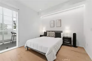 1030 N Kings Road, West Hollywood, CA 90069 - Photo 16