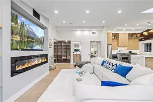 22263 Flanco, Woodland Hills, CA 91364 - Photo 16