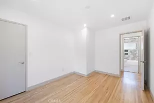 8581 Owensmouth, Canoga Park, CA 91304 - Photo 22