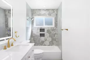 8581 Owensmouth, Canoga Park, CA 91304 - Photo 24