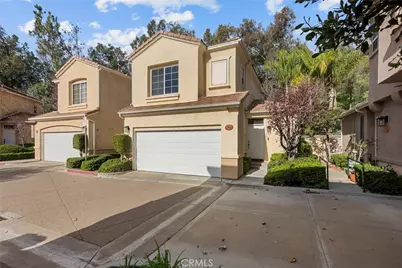 27915 Skycrest Circle, Valencia, CA 91354 - Photo 2