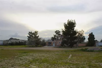 3840 Lupine, Rosamond, CA 93560 - Photo 6