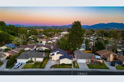 25870 Blanca Way, Valencia, CA 91355 - Photo 2