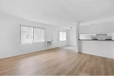 13040 Dronfield #25, Sylmar, CA 91342 - Photo 4