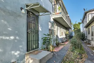 6308 Coldwater Canyon, North Hollywood, CA 91606 - Photo 2