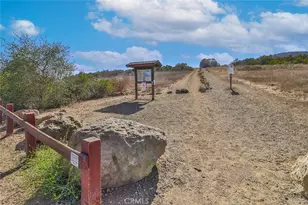 896 Bright Star St, Thousand Oaks, CA 91360 - Photo 44