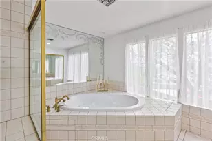 25459 Cariz Dr, Valencia, CA 91355 - Photo 46