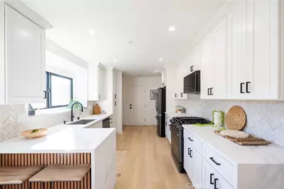 1719 Landis, Burbank, CA 91504 - Photo 8