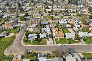 305 Jones St, Bakersfield, CA 93309 - Photo 26