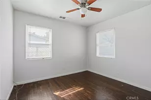 305 Jones St, Bakersfield, CA 93309 - Photo 10