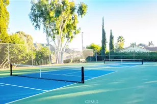 27626 Saffron Ln, Saugus, CA 91350 - Photo 24