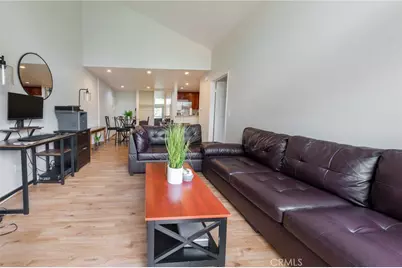 5535 Canoga Avenue #207, Woodland Hills, CA 91367 - Photo 8