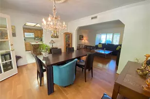 5323 Del Moreno Dr, Woodland Hills, CA 91364 - Photo 2