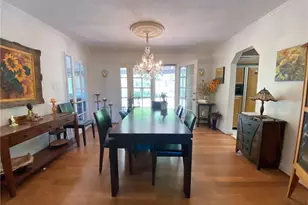 5323 Del Moreno Dr, Woodland Hills, CA 91364 - Photo 4