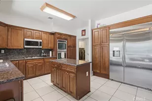 9734 Kentland, Chatsworth, CA 91311 - Photo 16