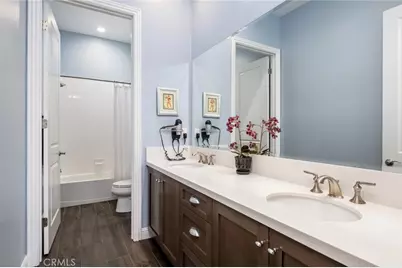 11003 Sweetwater Court, Chatsworth, CA 91311 - Photo 32