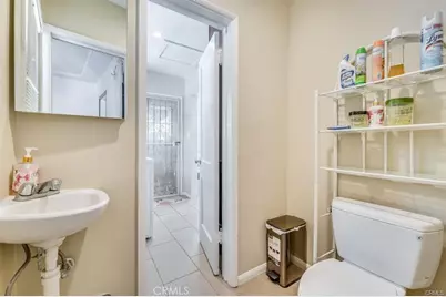 5646 Vesper Avenue, Sherman Oaks, CA 91411 - Photo 2
