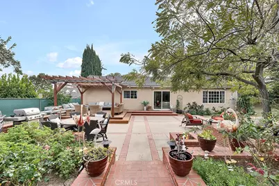 11962 Salem Drive, Granada Hills, CA 91344 - Photo 36