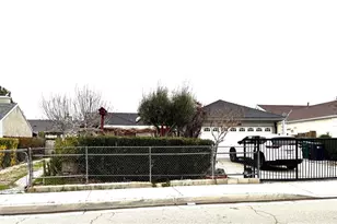 45826 Desert Springs, Lancaster, CA 93534 - Photo 2