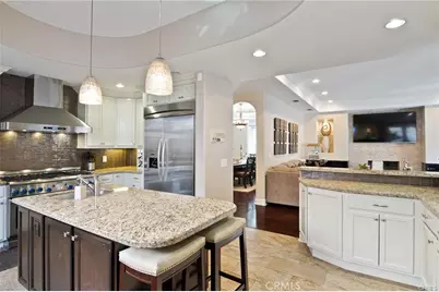 15102 Greenleaf Street, Sherman Oaks, CA 91403 - Photo 4