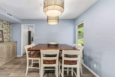 5500 Blanco Avenue, Woodland Hills, CA 91367 - Photo 12