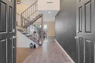 28975 Lotusgarden Dr, Canyon Country, CA 91387 - Photo 36