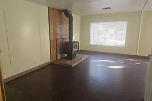 16705 Aleutian Dr, Pine Mountain Club, CA 93222 - Photo 4