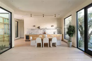 23340 Collins, Woodland Hills, CA 91367 - Photo 18