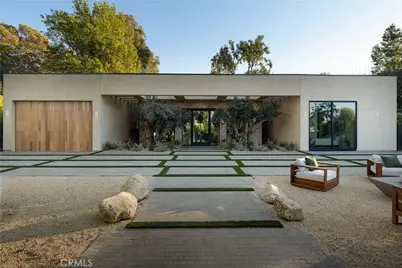 23340 Collins, Woodland Hills, CA 91367 - Photo 4