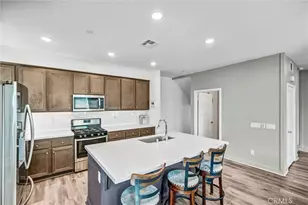 12820 N Watt Ln, Sylmar, CA 91342 - Photo 6